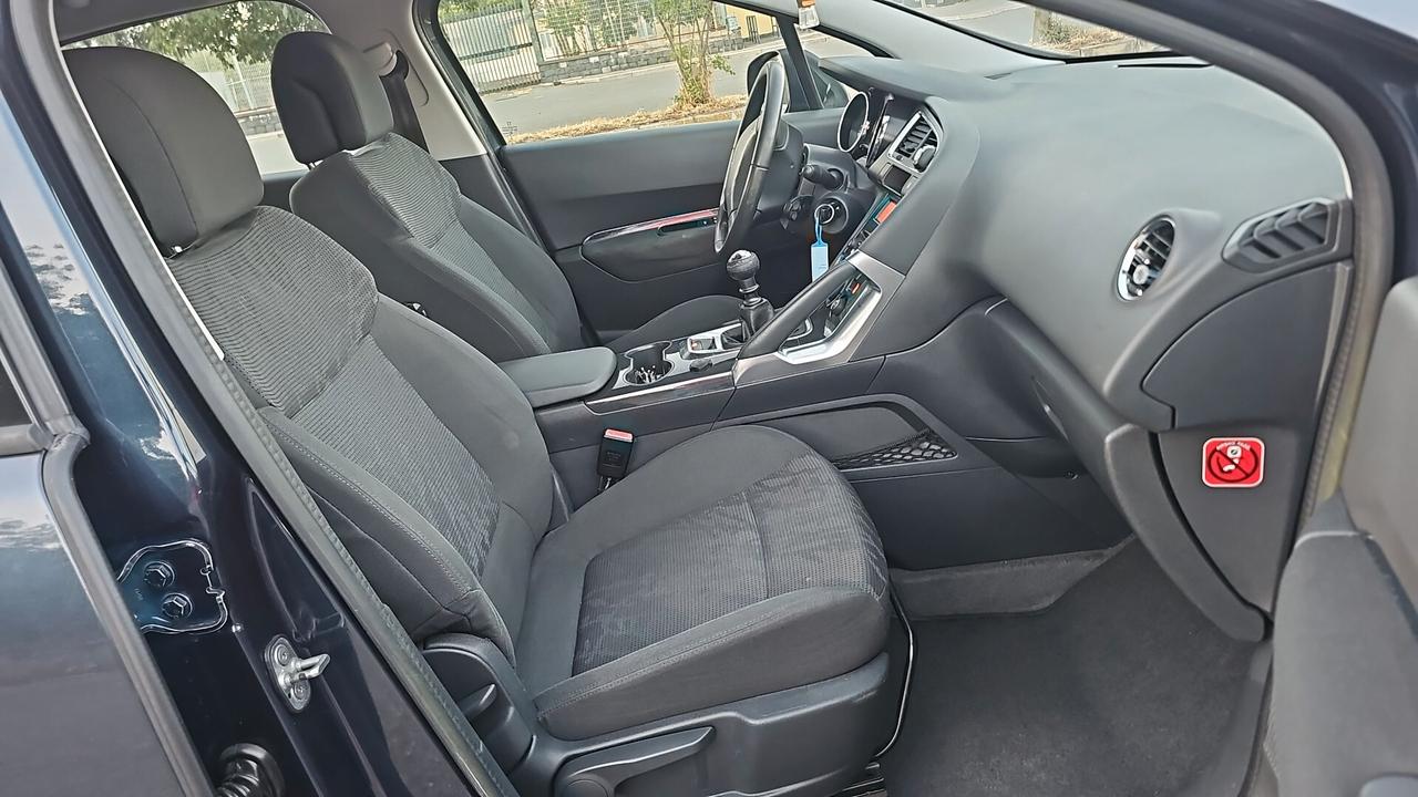 Peugeot 3008 1.6 HDi 115CV
