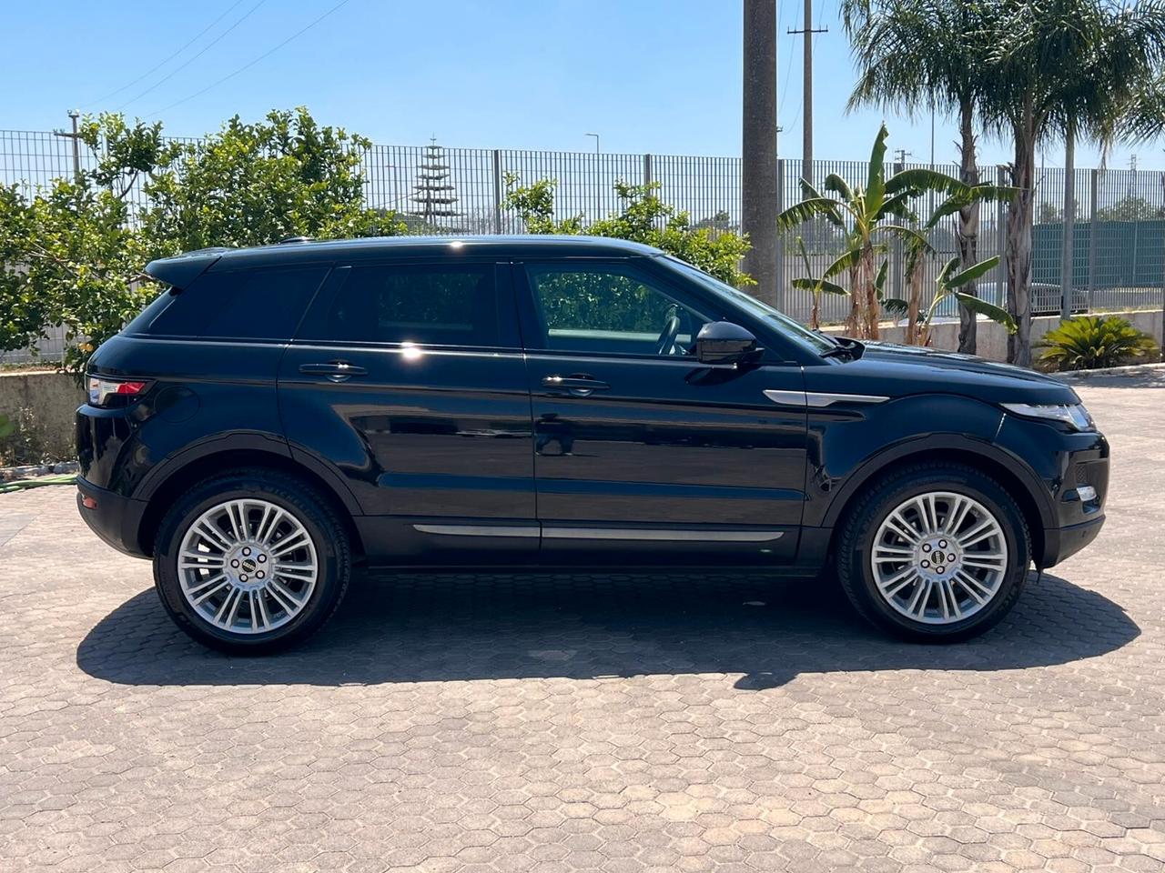 Land Rover Range Rover Evoque Range Rover Evoque 2.2 Sd4 5p. Pure