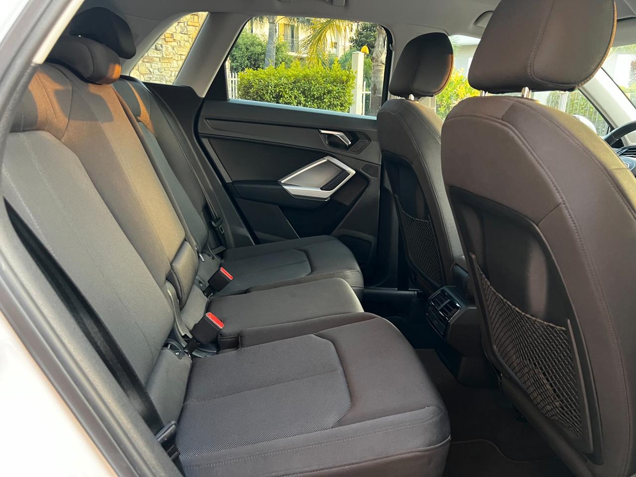 Audi Q3 35 TDI S tronic Advanced-2019- LED- NAVI