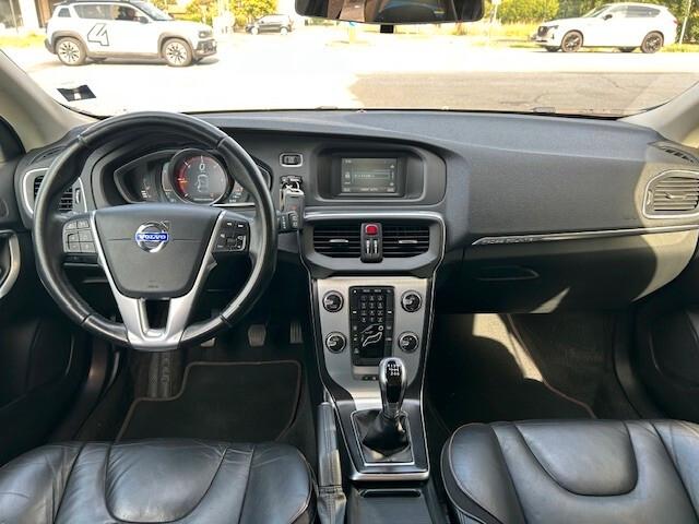 Volvo V40 Cross Country D2 1.6 Ocean Race