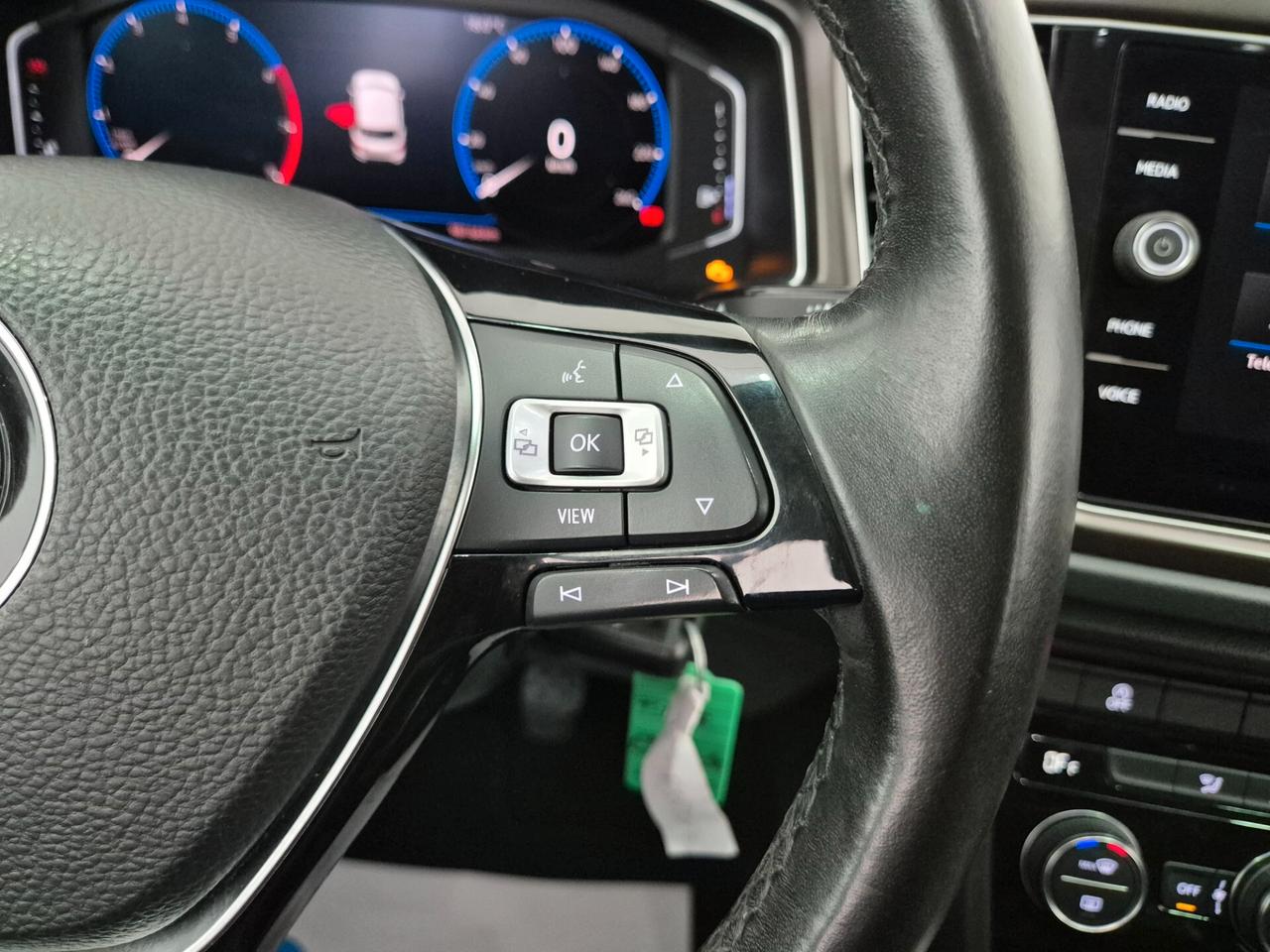 VOLKSWAGEN T-Roc Advanced 1.0 Tsi