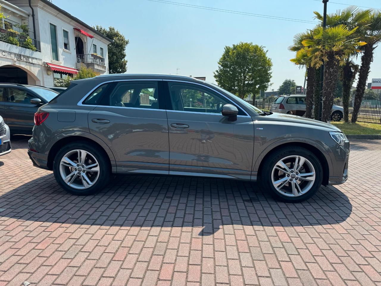 Audi Q3 35 TDI S tronic line edition