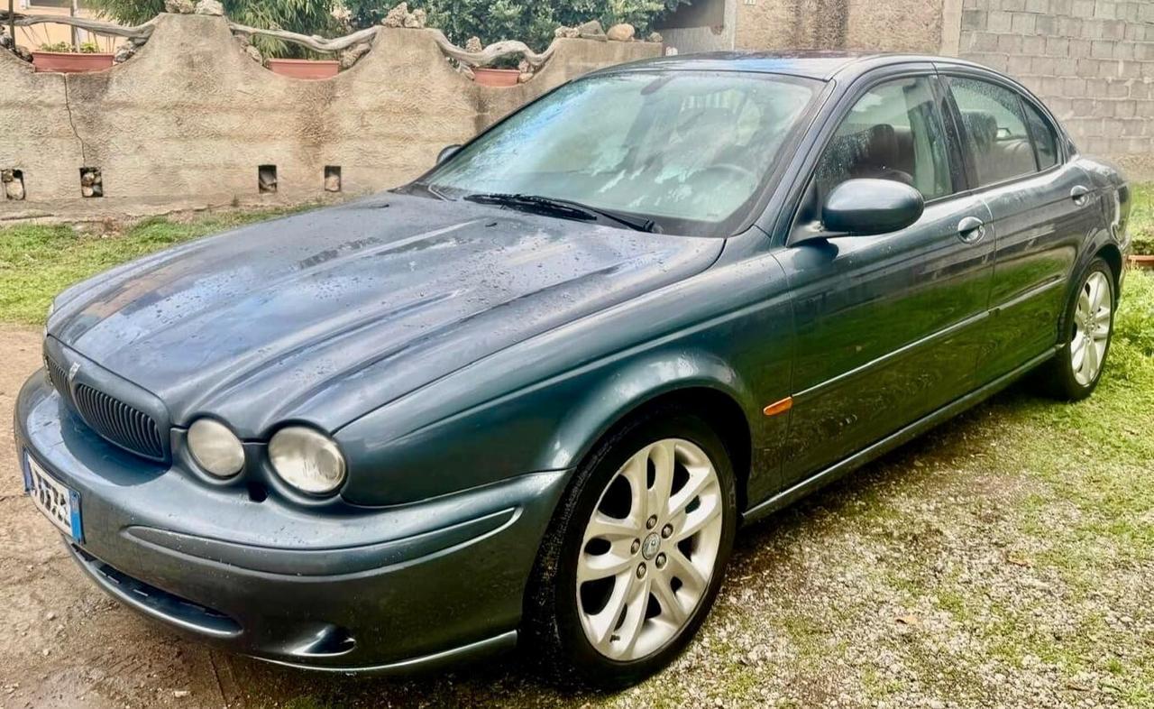 Jaguar X-Type 2.5 V6 24V cat Executive