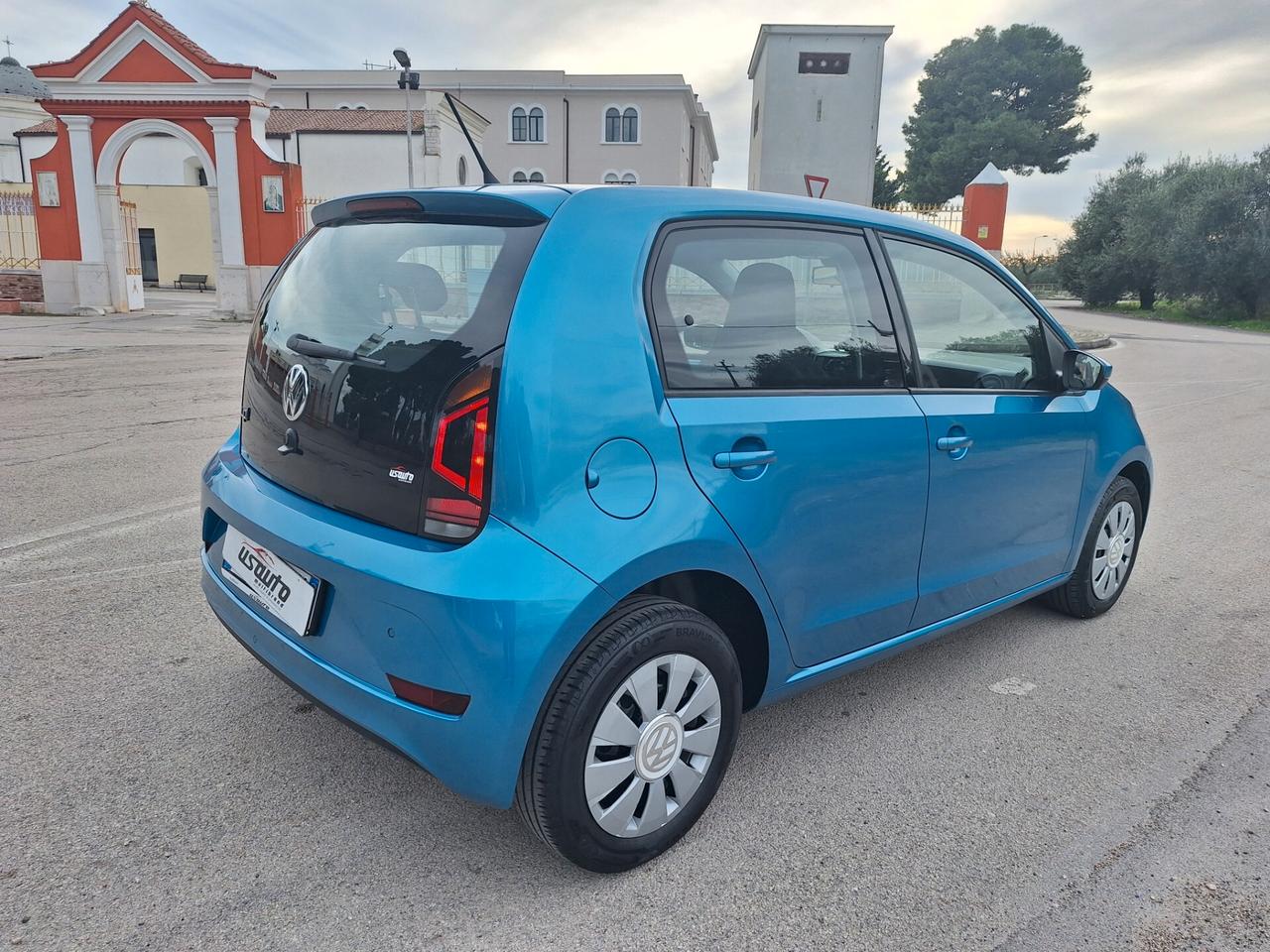 Volkswagen up! 1.0 benzina 5 porte 2018 PERFETTA