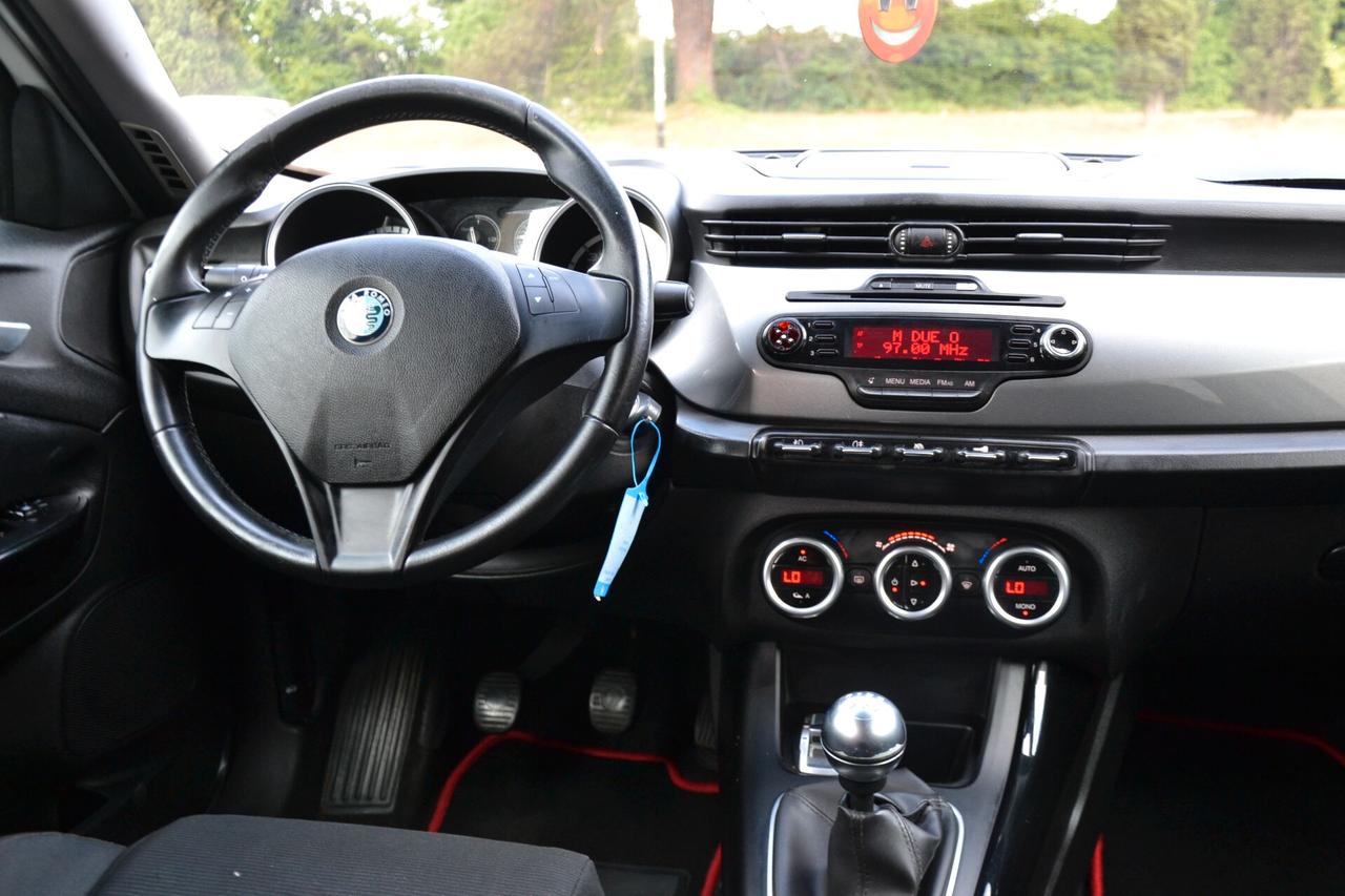 Alfa Romeo Giulietta 1.6 JTD 105CVDISTINCTIVE6MPREZZOSENZAVINCOLIUNIPRO'-GARANZIA12 MESI**DISTRIBUZIONE OK