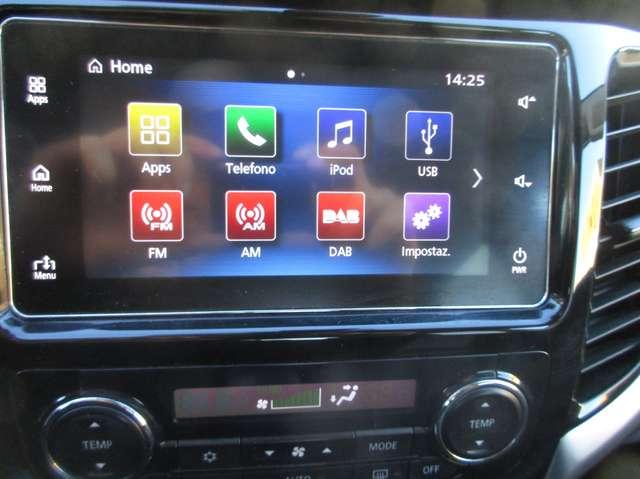 Mitsubishi L200 2.4d Intense Diamond 4wd 181cv auto N1 my17