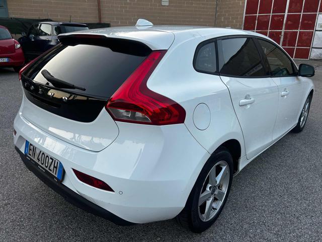 VOLVO V40 D2 1.6 Momentum senza nessun lavoro da fare