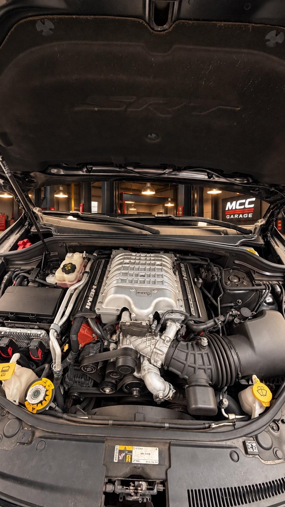 Jeep Grand Cherokee trackhawk 6.2 supercharged