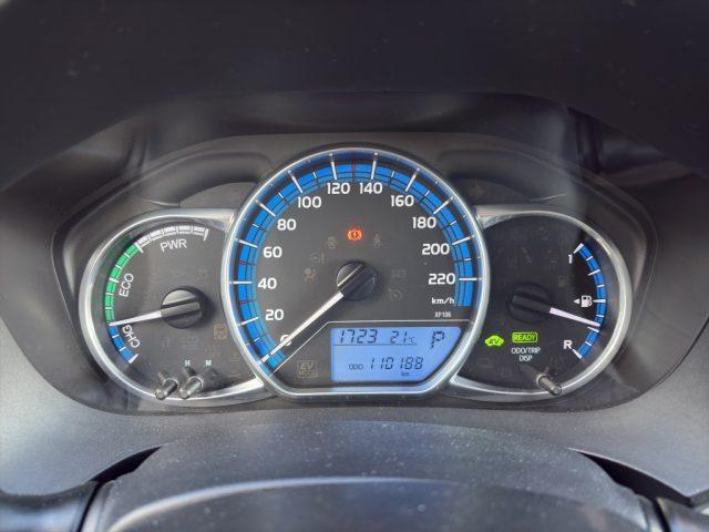 TOYOTA Yaris 1.5 hybrid business