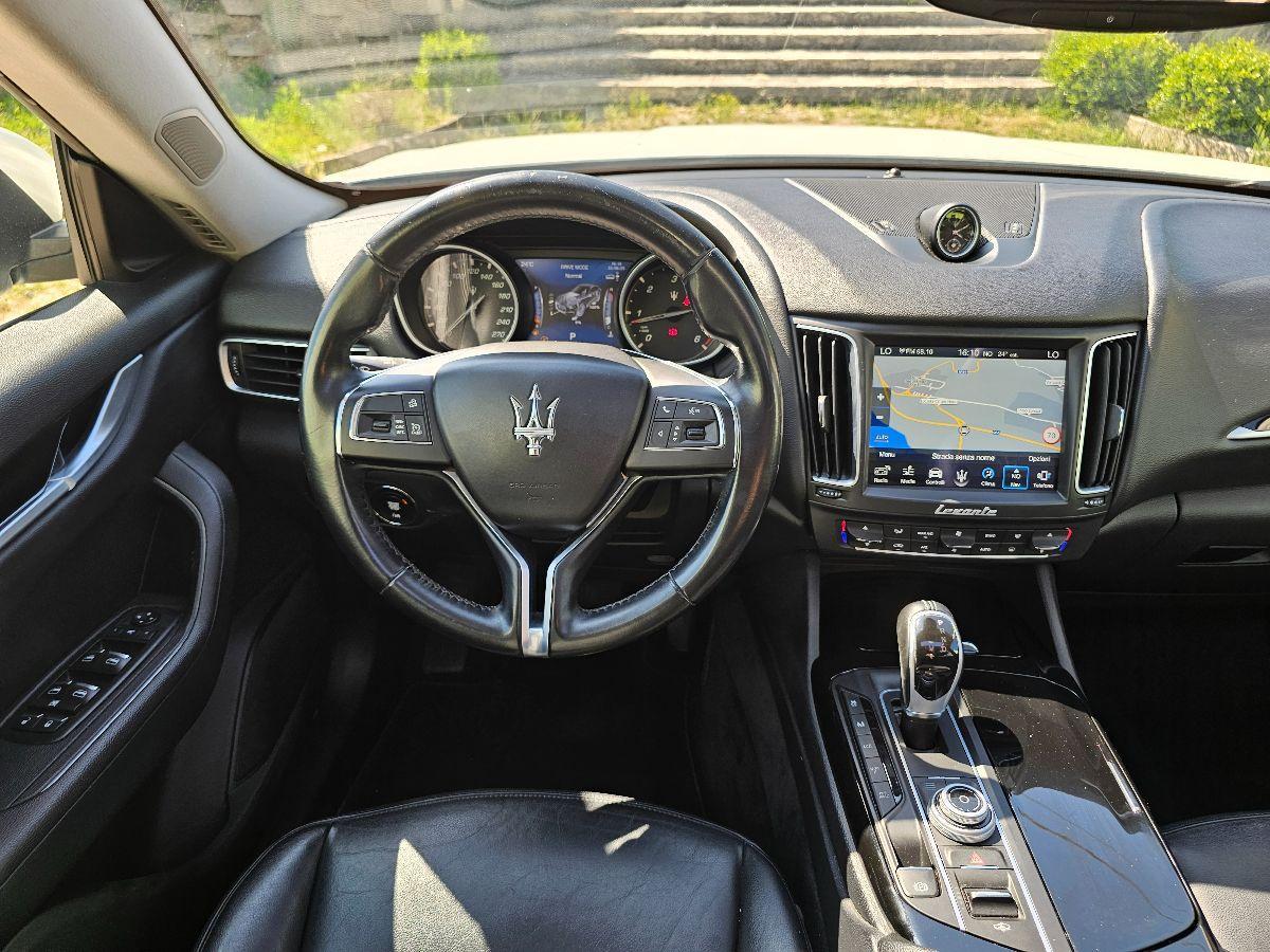 MASERATI LEVANTE V6 DIESEL 250CV Q4 GARANZ 12 MESI FINANZ