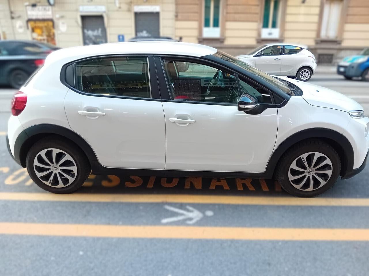 Citroen C3 PureTech 82 GPL Shine