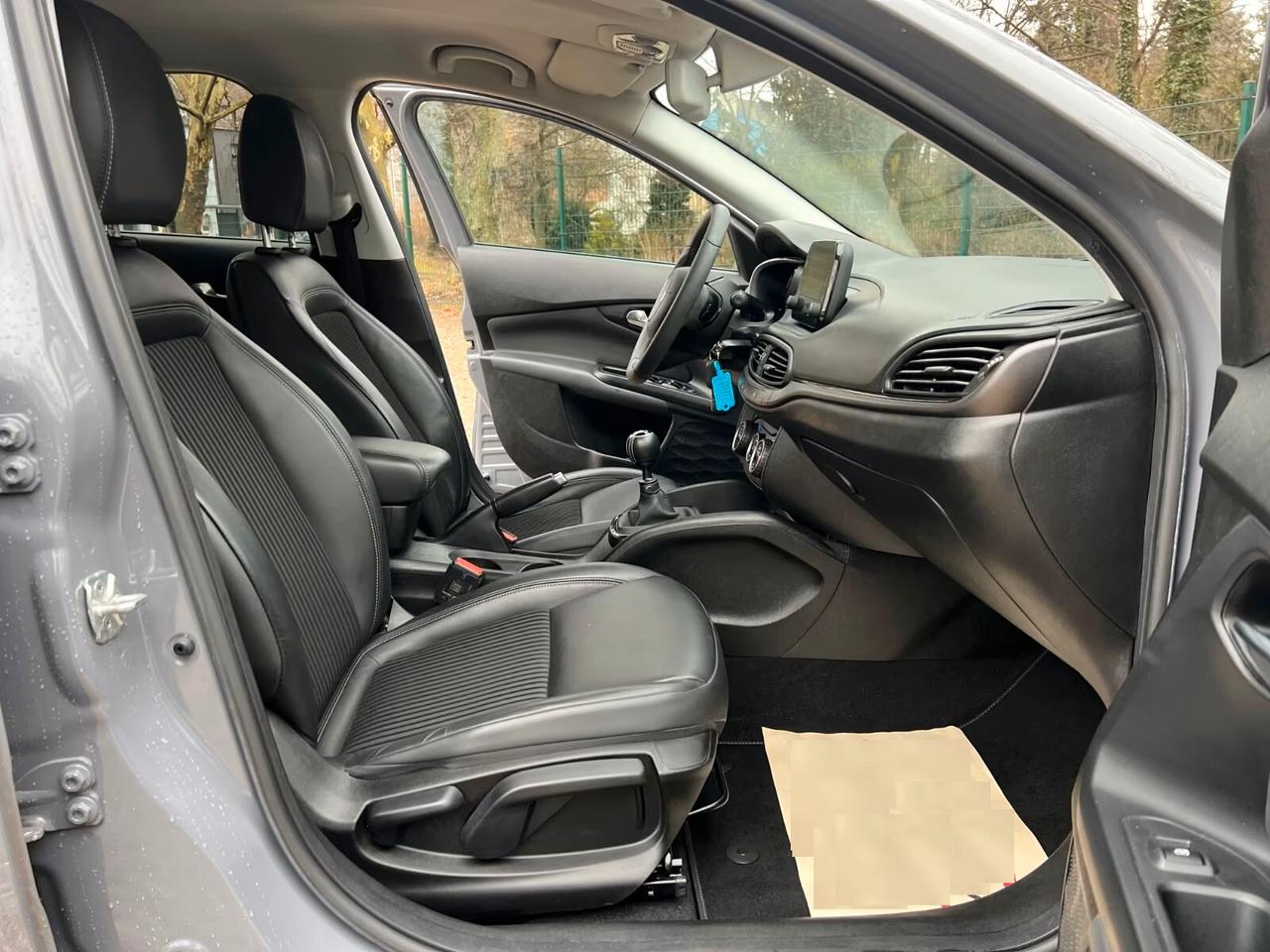 Fiat Tipo 1.4 T-Jet 120CV 5 porte S-Design