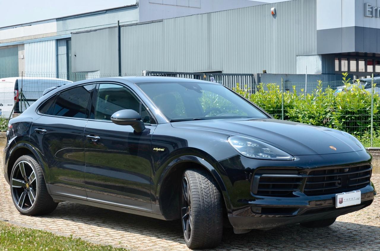 PORSCHE CAYENNE COUPE 3.0 PLUG-IN E-HYBRID 470cv TIPTRONIC, CRONOLOGIA SERVICE PORSCHE, UNICOPROP, UFF ITALIANA, EURO 6D, TETTO, HI-FI BOSE, RETROCAMERA 360°, PERMUTE