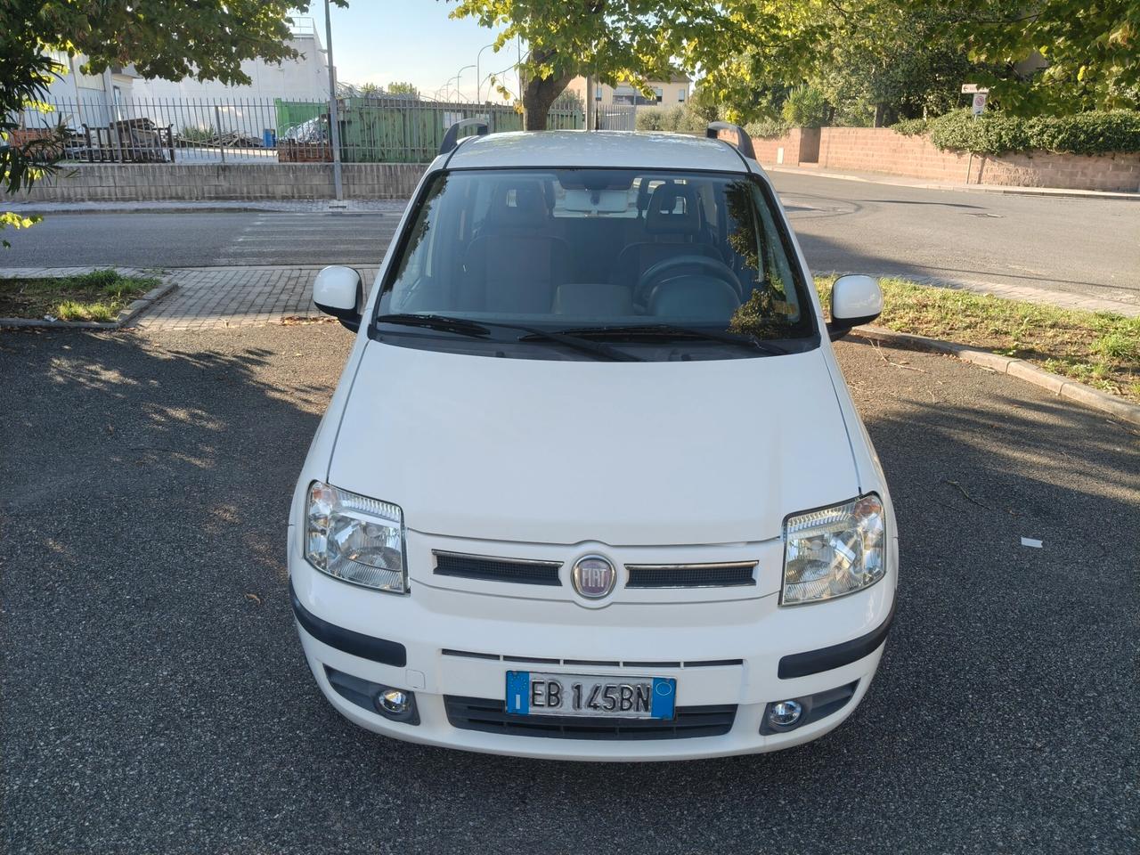 Fiat Panda 1.2 Dynamic SOLAMENTE 123.000 KM