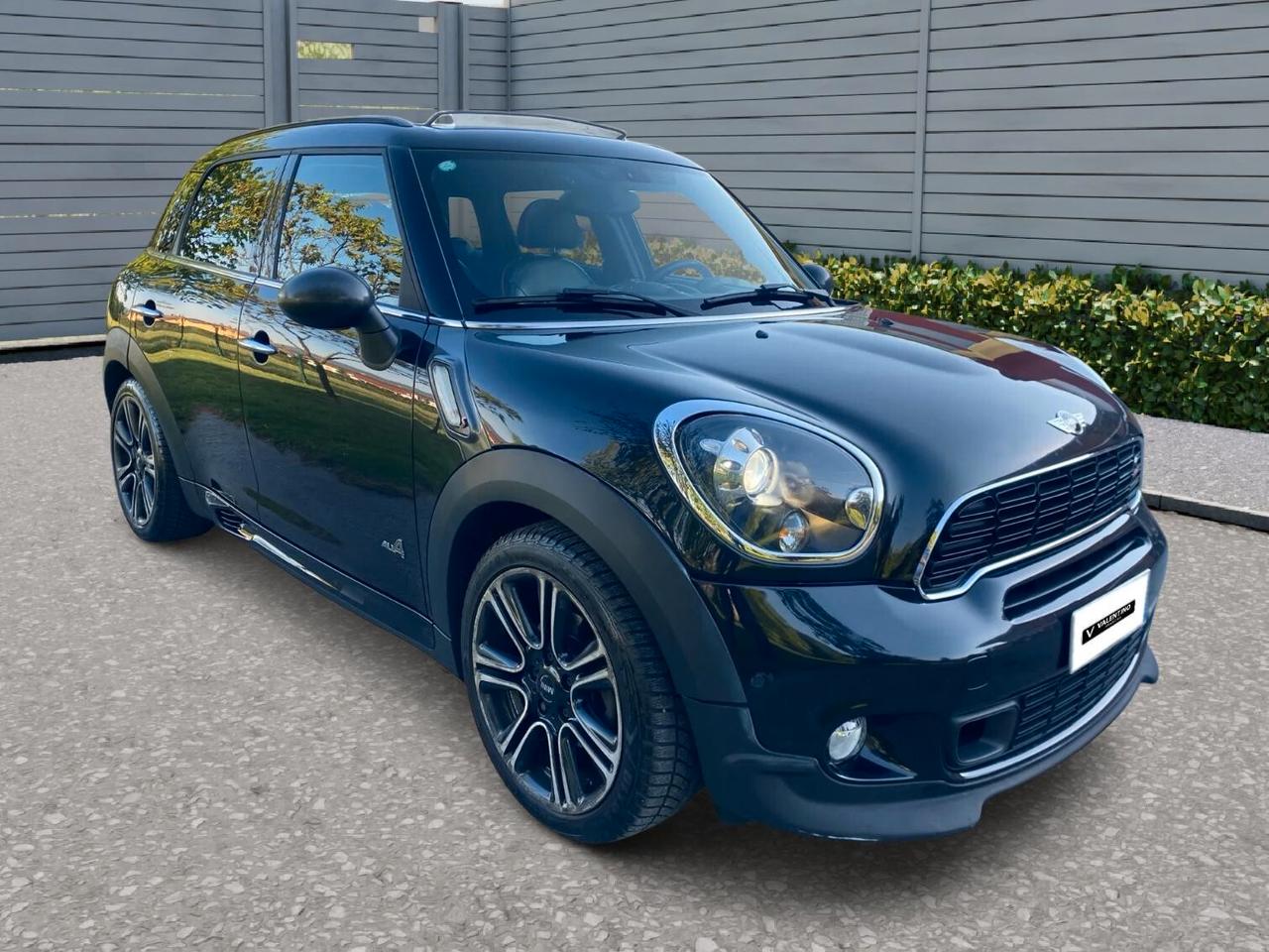Mini Cooper SD Countryman ALL4 John Cooper Works