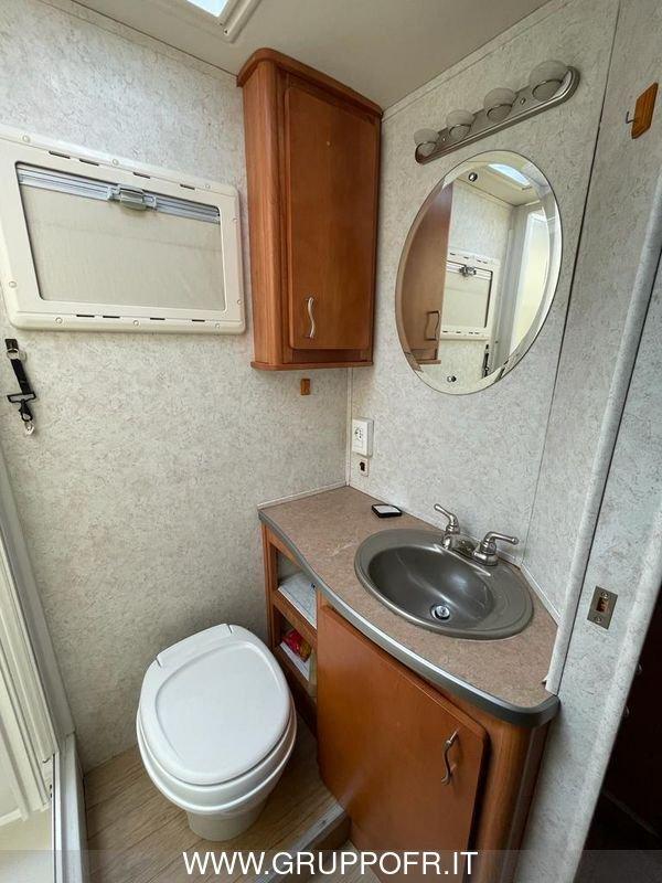 Ford E 450 VISTA CRUISER E 450 6.0 TD 2 POP UP TRAINO 35 Q MANSARDATO