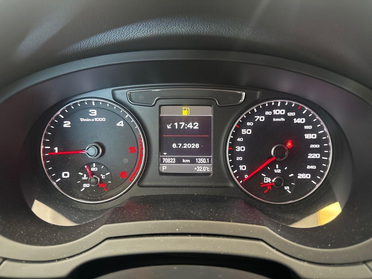 AUDI Q3 I - Q3 2.0 tdi Sport quattro 150cv s-tronic