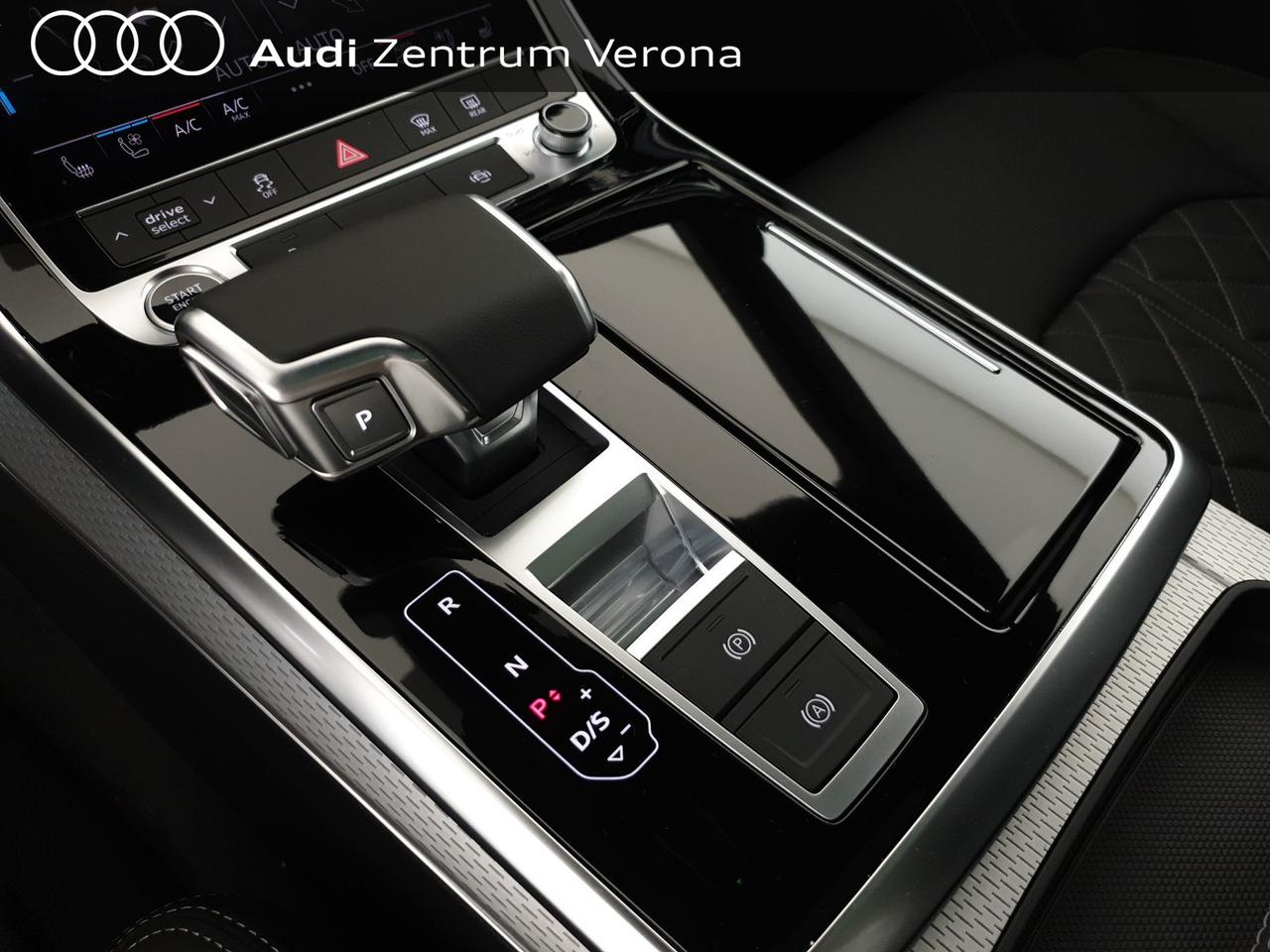 3.0TFSIe 394CV quattro tiptronic S line Edition