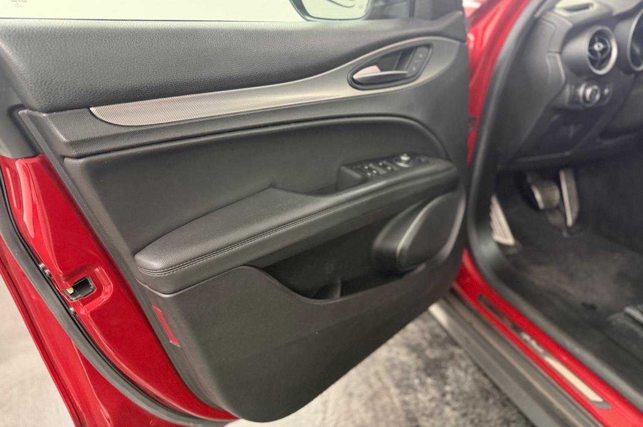 ALFA ROMEO STELVIO (anno 2018)