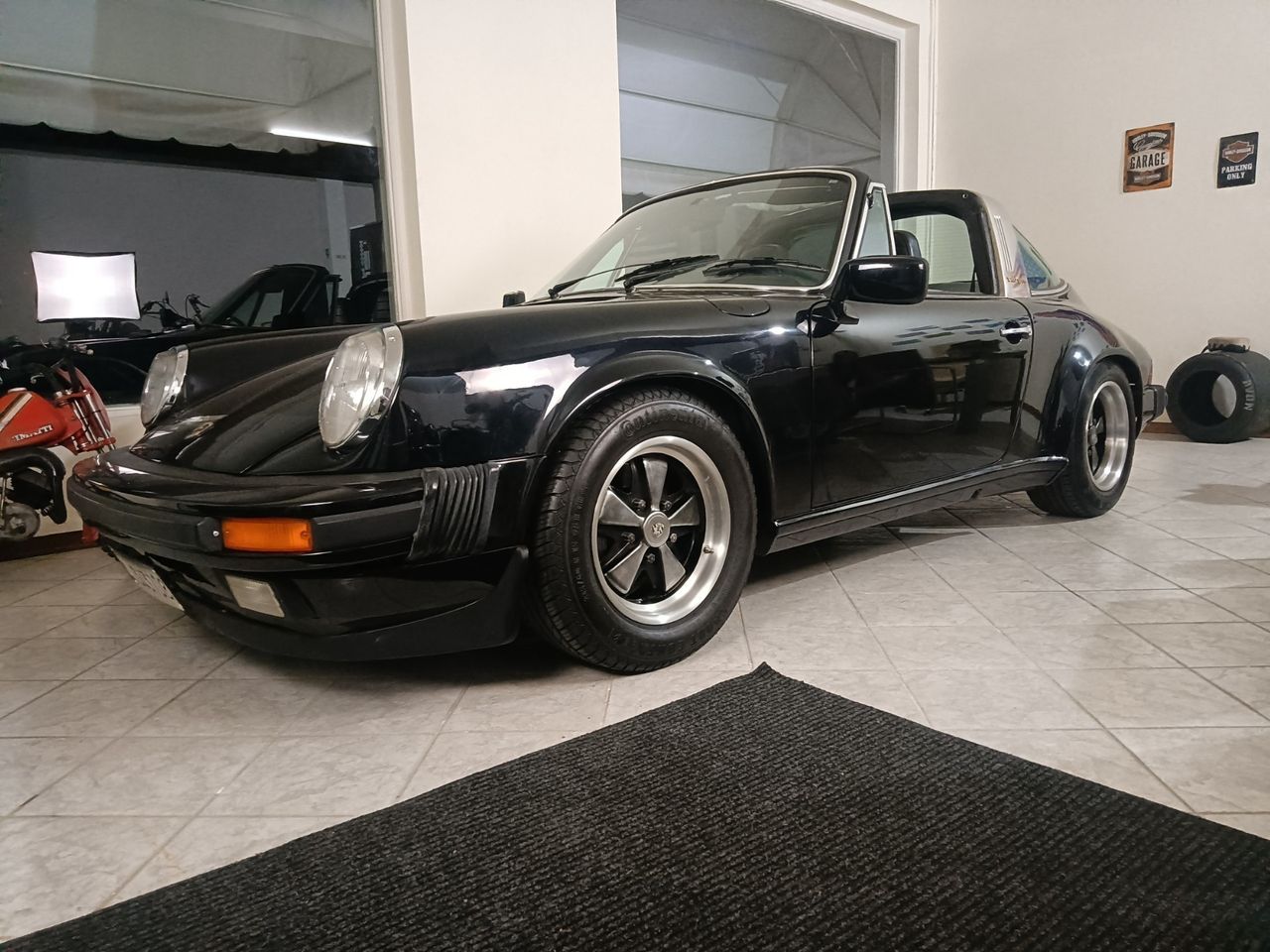 Porsche 911 2.2 Targa