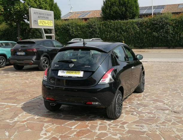 LANCIA Ypsilon 1.0 FireFly 5 porte S&S Hybrid Ec