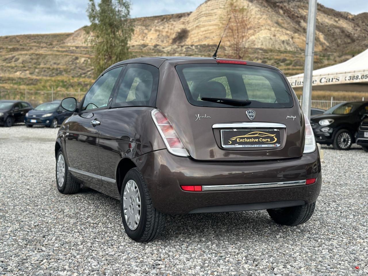 Lancia Ypsilon 1.3 MJT 90 CV Oro