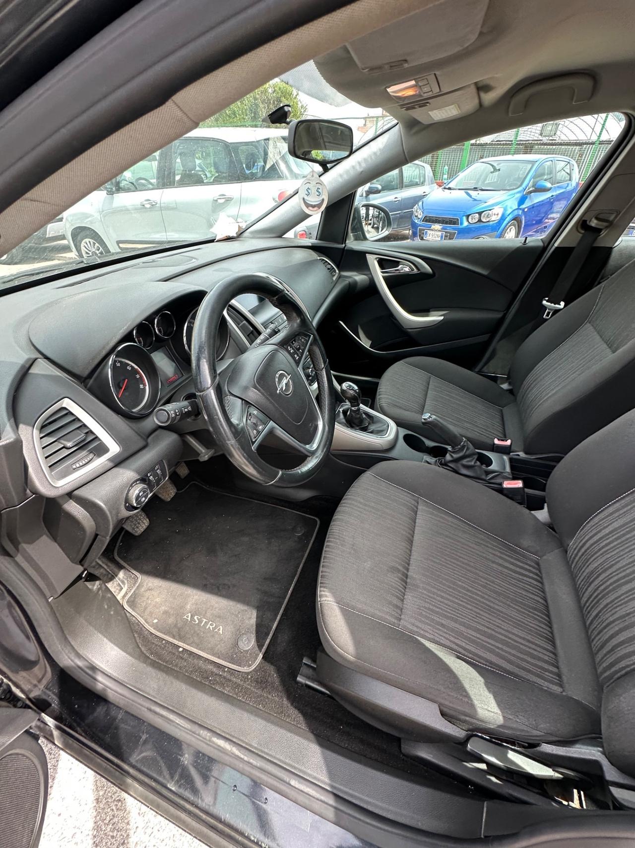 Opel Astra 1.4 Turbo 140CV 5 porte GPL Tech Cosmo