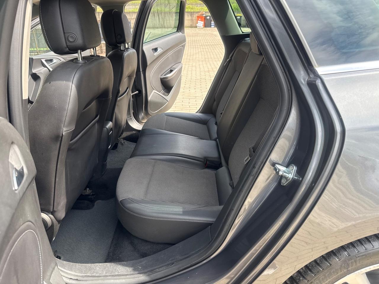 Opel Astra 1.7 CDTI 125CV Sports Tourer Cosmo