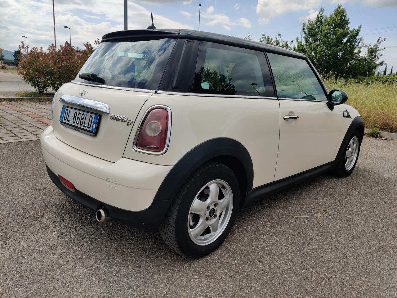Mini Mini 1.6 16V Cooper D