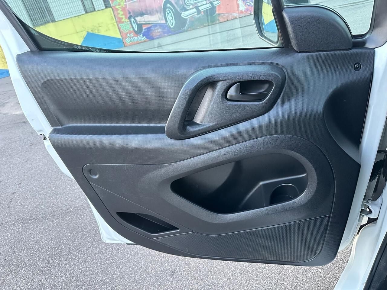 Citroen berlingo 3 posti occasione