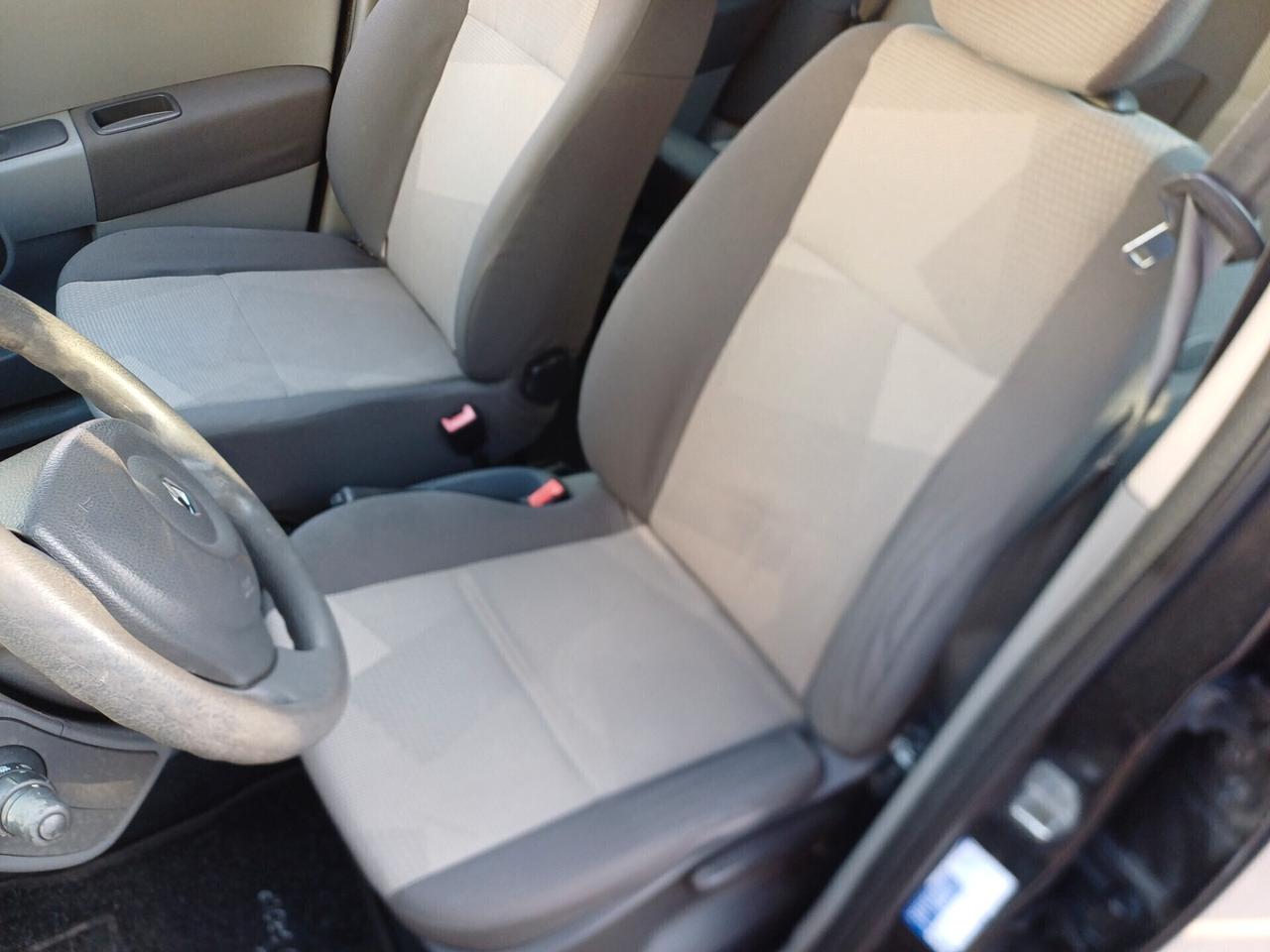Renault Modus 1.5 dCi 85CV Dynamique