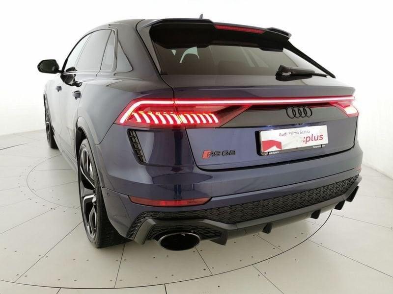 Audi Q8 RS TFSI V8 quattro tiptronic