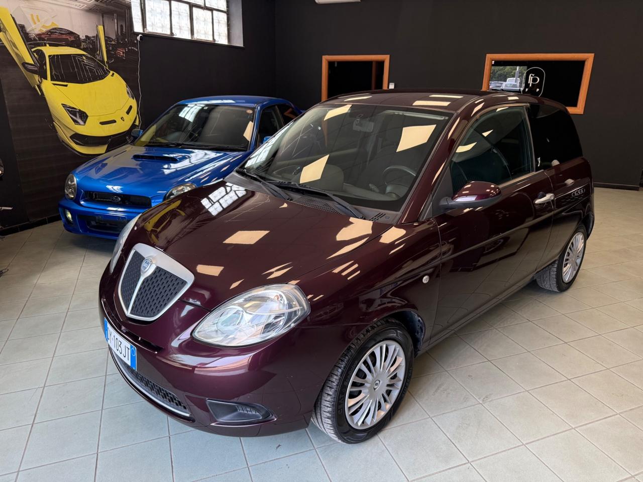 Lancia Ypsilon 1.3 MJT 75 CV Argento