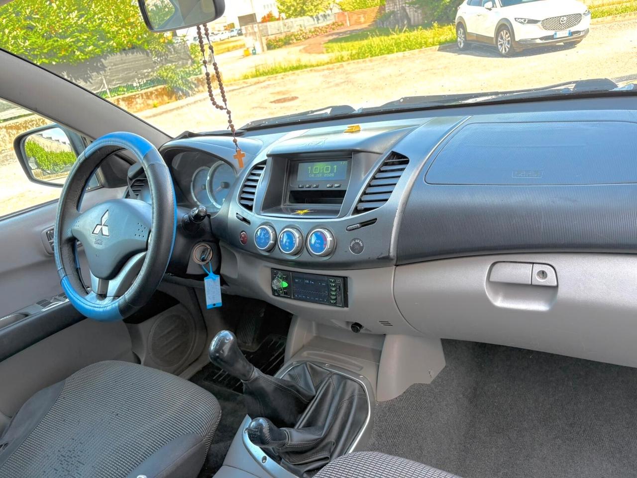 Mitsubishi L200 2.5 DI-D/136CV Double Cab