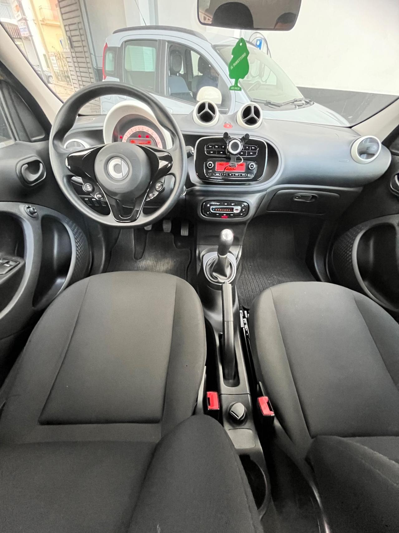 Smart ForFour 70 1.0 Youngster