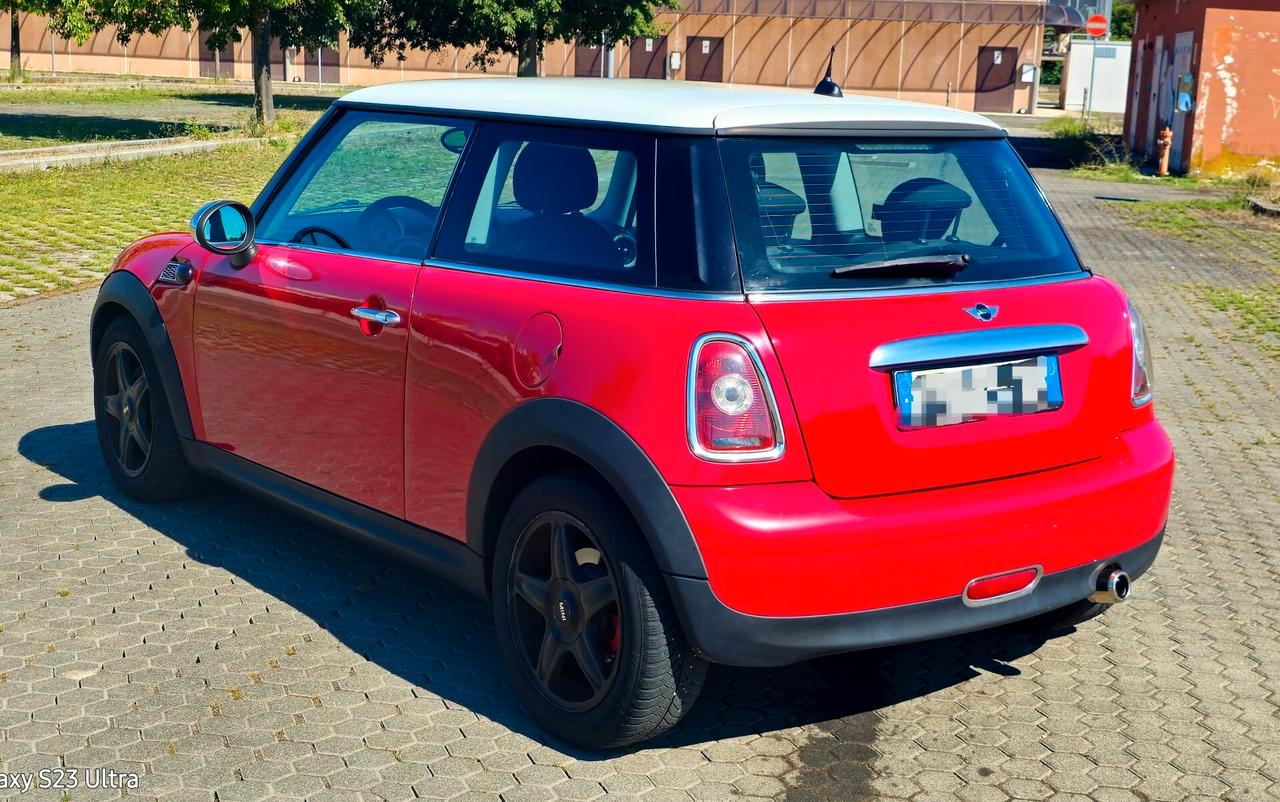 MINI COOPER D R56 OK NEOPATENTATI GARANZIA 12 MESI