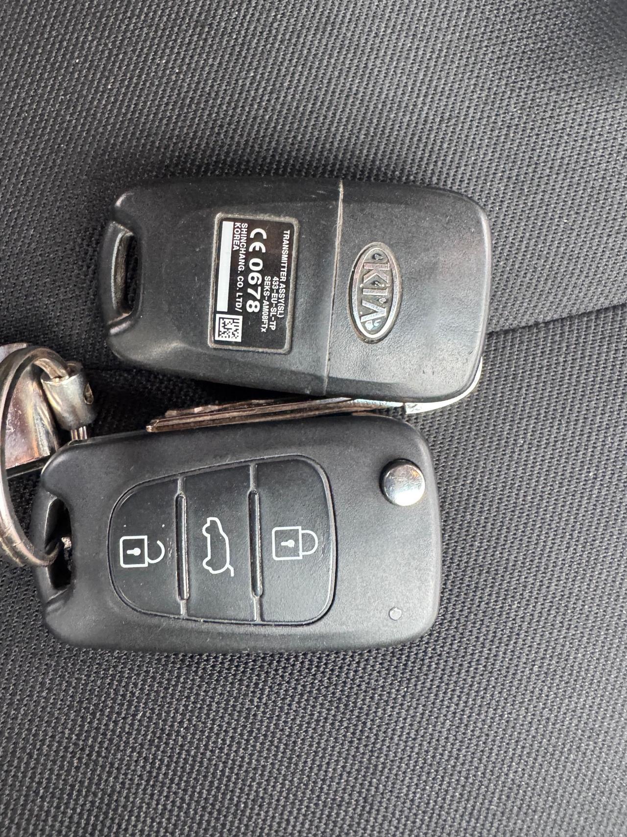 Kia Sportage 1.7 CRDI VGT 2WD Active