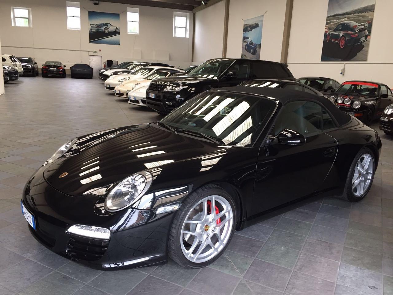 Porsche 911 Carrera 4 Cabriolet MK2 - LEGGERE