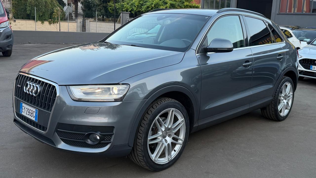AUDI Q3 QUATTRO 2.0 BUSINESS PLUS S-TRONIC 177 CV - FULL LED