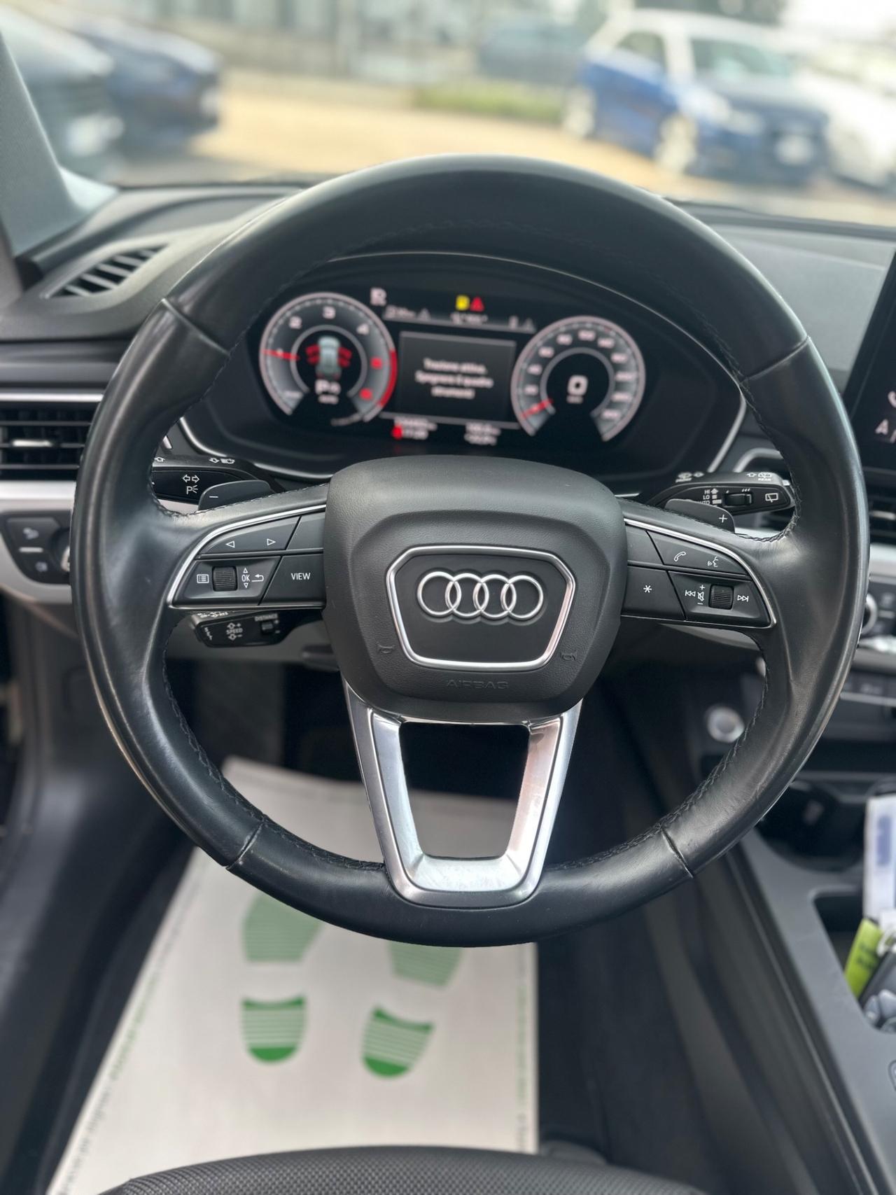 Audi A4 Avant 40 TDI quattro S tronic Business Advanced