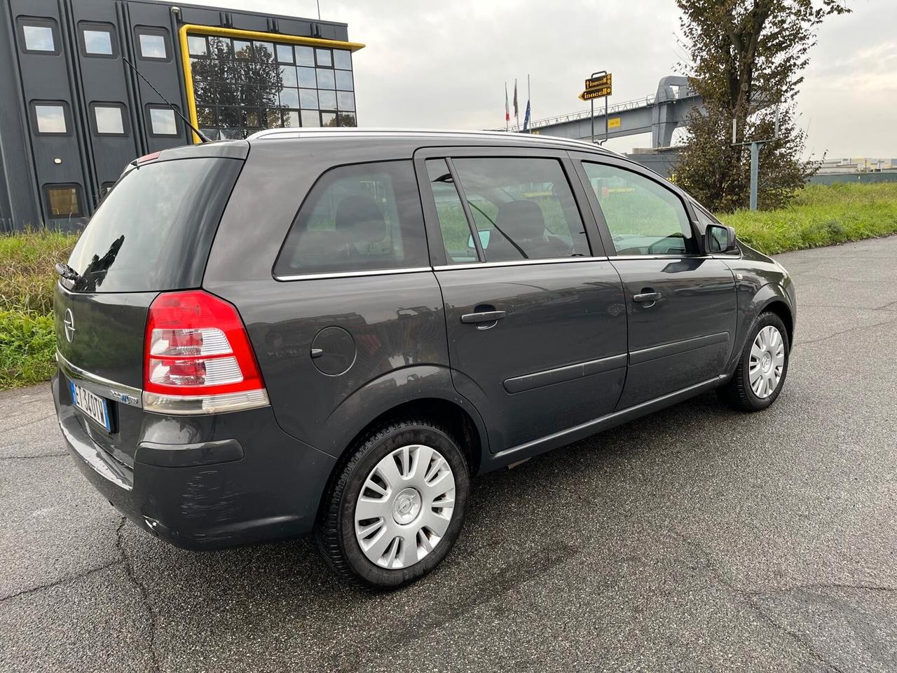 Opel Zafira 1.6 16V 150CV