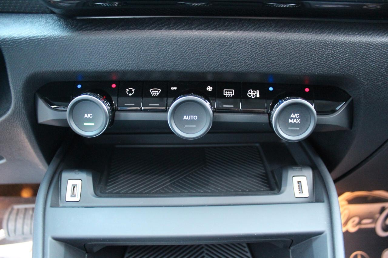 Citroen C4 BlueHDi 130 S&S EAT8 Feel Pack