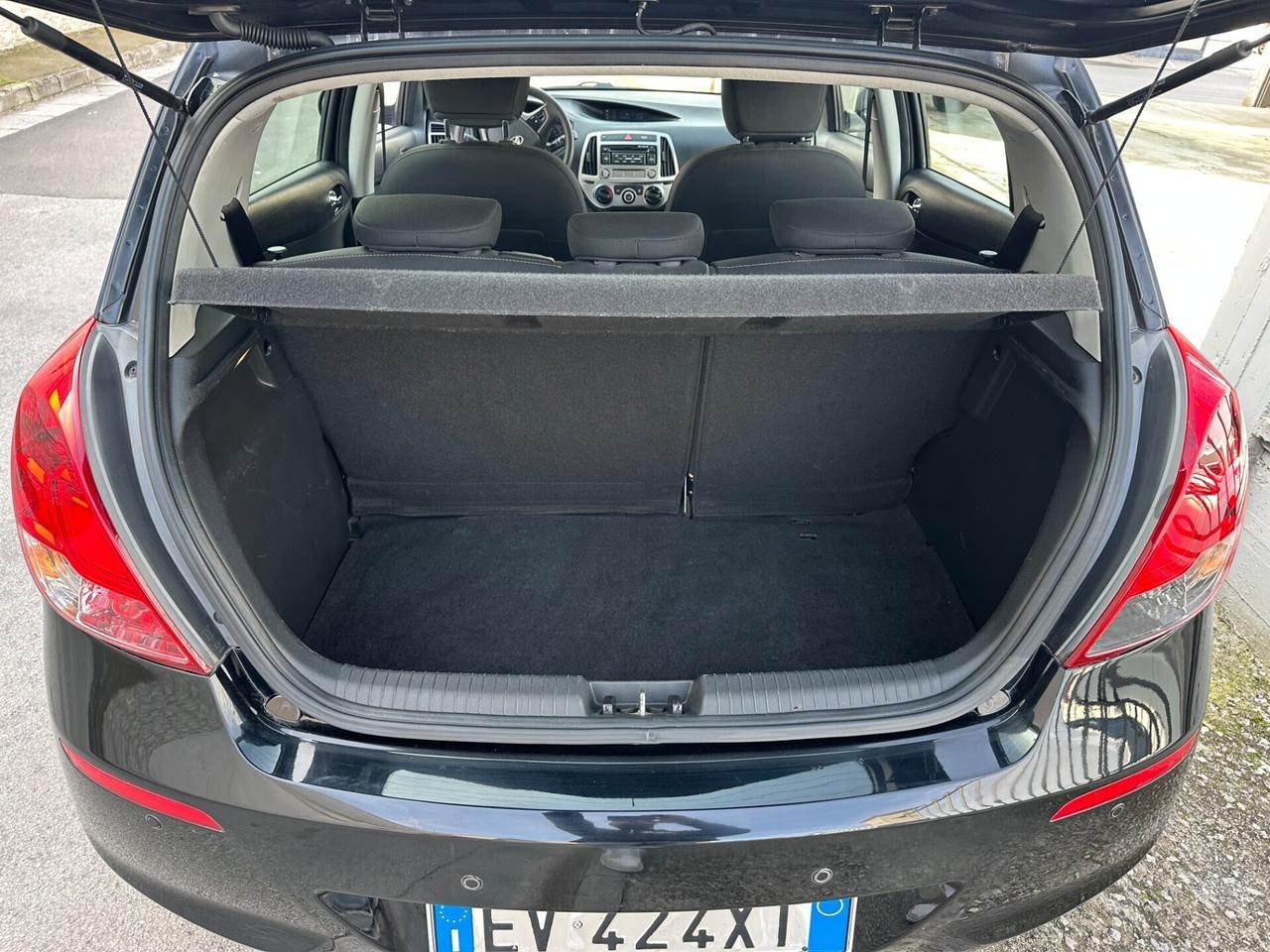 Hyundai i20 1.2 Gpl 84 Cv 2014 Km 120.000