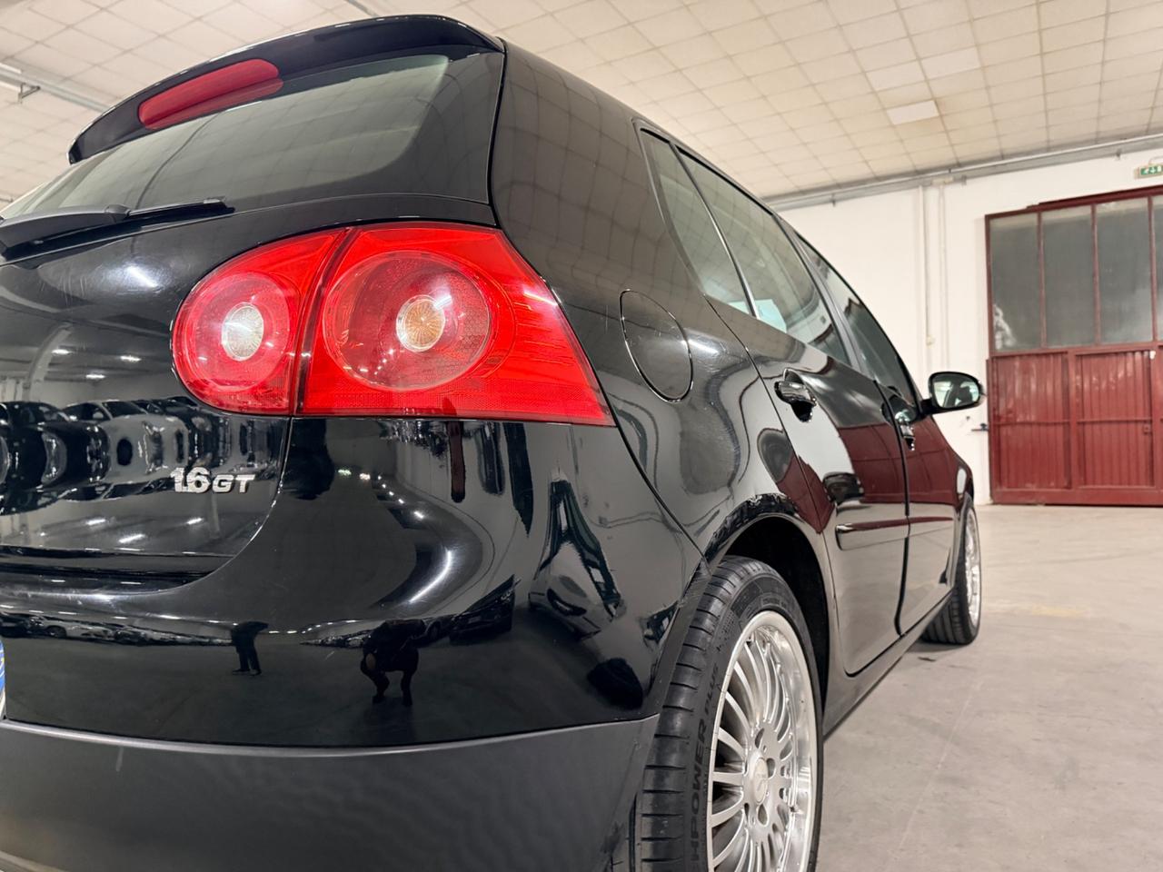 Volkswagen Golf 1.6 5p. Comfortline