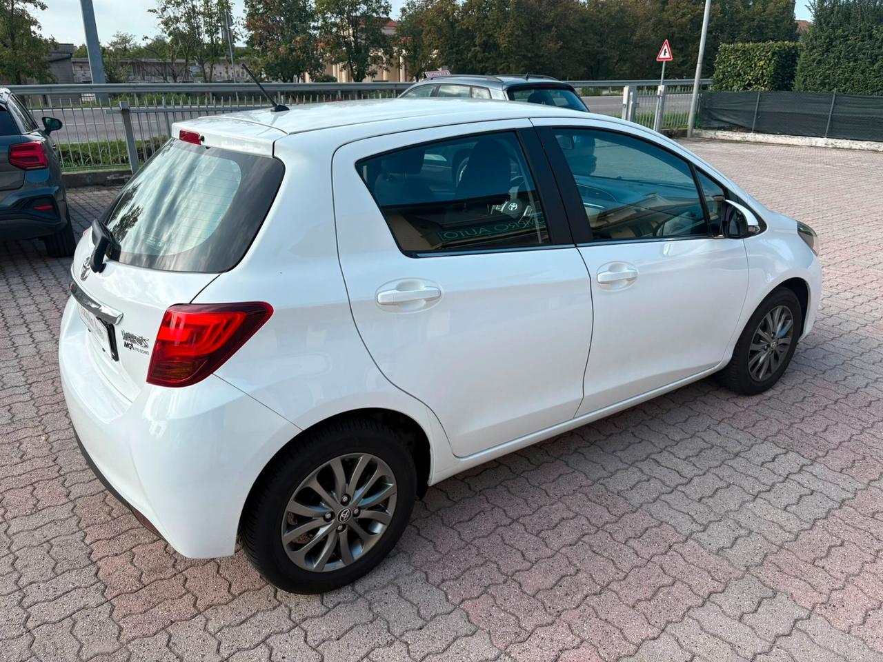 TOYOTA YARIS 1.0 BENZINA KM 72.382 SI A NEOPATENTATI