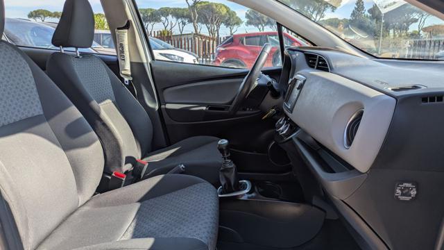 TOYOTA Yaris 1.4d 90cv NAVI CERCHI IN LEGA