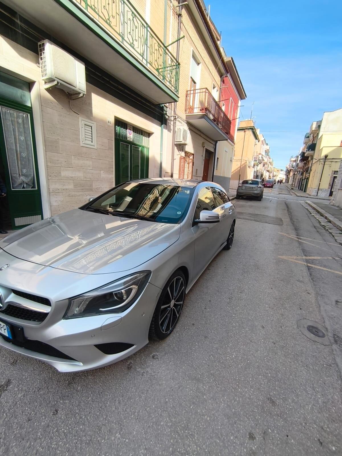 Mercedes-benz CLA 200 CDI S.W. Premium cv 136 cambio manuale