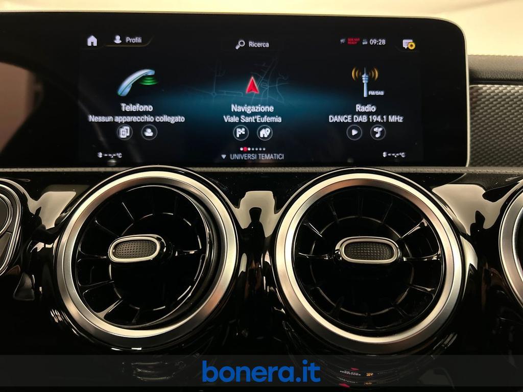 Mercedes CLA Shooting Brake 200 D Sport 8G-DCT