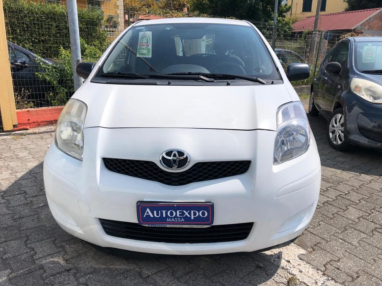 Toyota Yaris 1.0 5 porte UNICO PROPRIETARIO GARANZIA 24 MESI RINNOVABILE FINO A 36 MESI