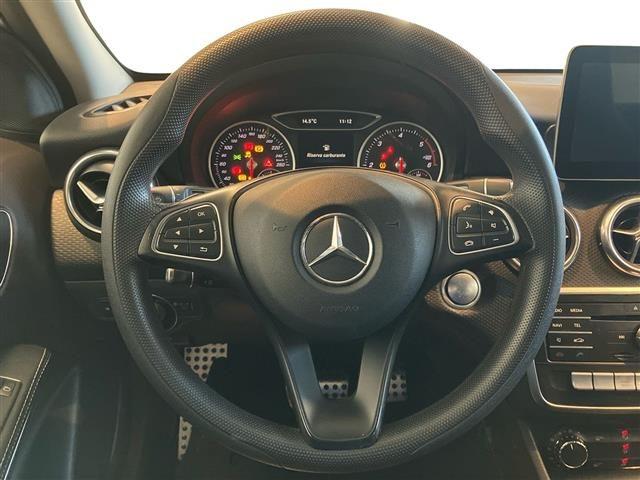 MERCEDES-BENZ CLA A 180 d Executive auto my16 Neopatentati